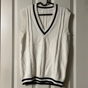Sunday beat sweater vest